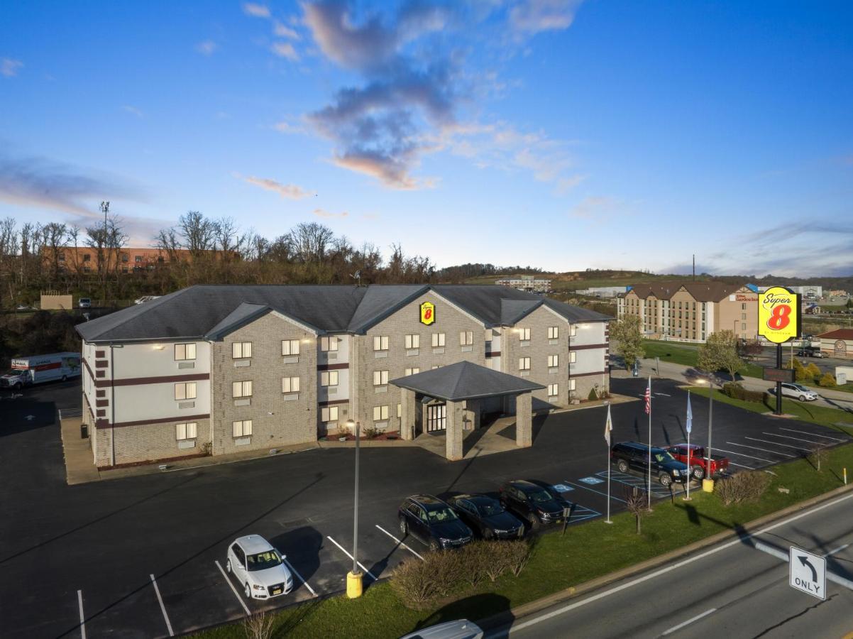 Super 8 By Wyndham Uniontown Pa Hotel Ngoại thất bức ảnh