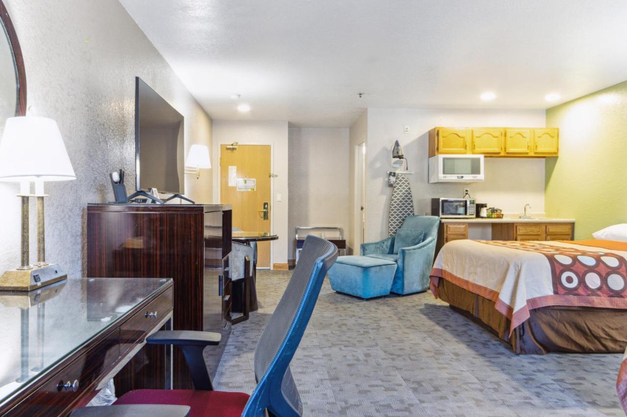 Super 8 By Wyndham Uniontown Pa Hotel Ngoại thất bức ảnh