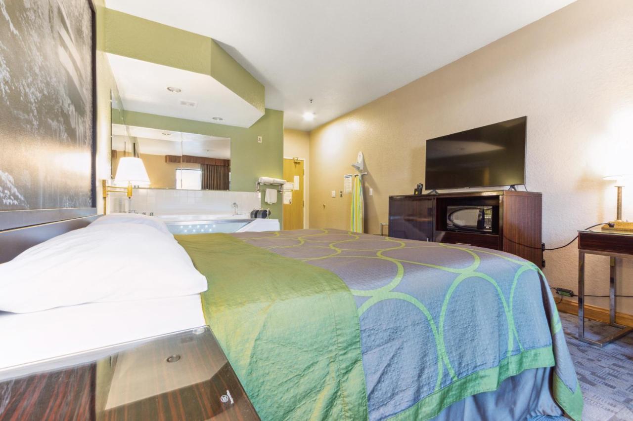 Super 8 By Wyndham Uniontown Pa Hotel Ngoại thất bức ảnh