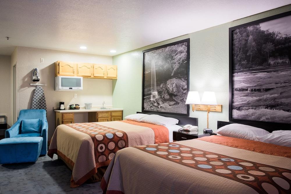 Super 8 By Wyndham Uniontown Pa Hotel Ngoại thất bức ảnh