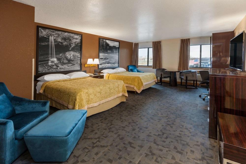 Super 8 By Wyndham Uniontown Pa Hotel Ngoại thất bức ảnh