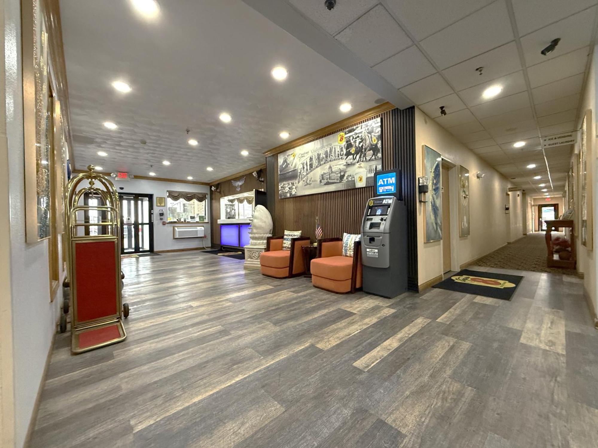 Super 8 By Wyndham Uniontown Pa Hotel Ngoại thất bức ảnh